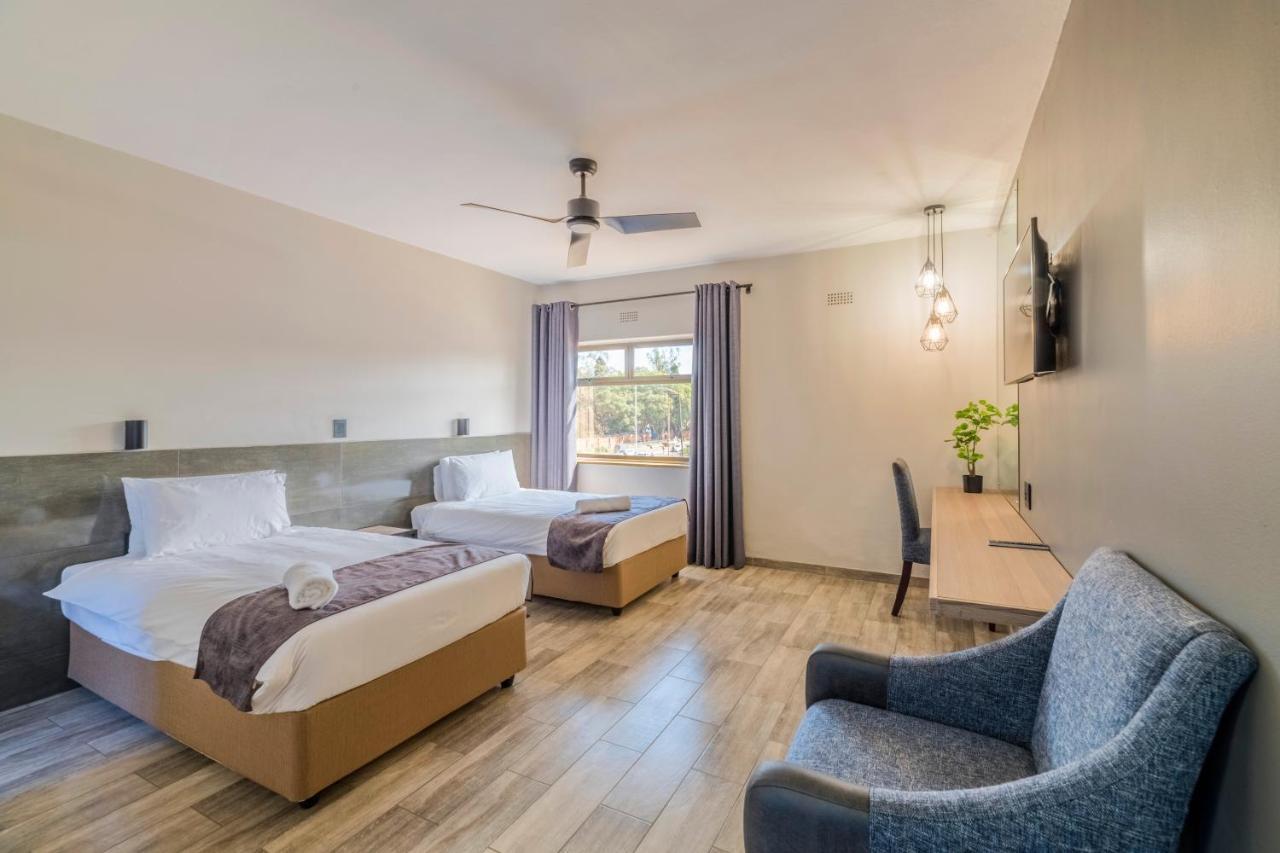 N1 Rotten Row Hotel 2*